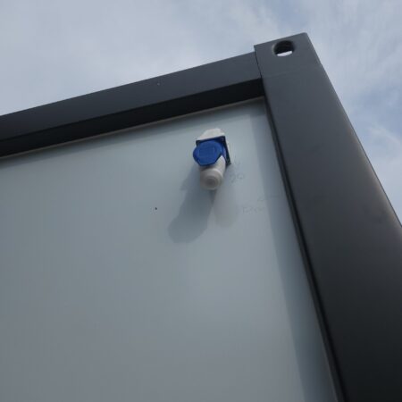 Električni priključak